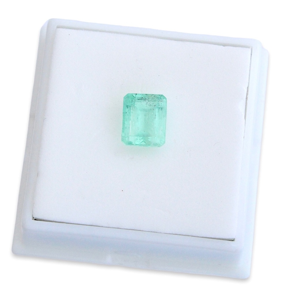 2.25 Ct. Colombian Emerald Loose Gemstone 8 x 7 mm Step Cut Mint Blue Green